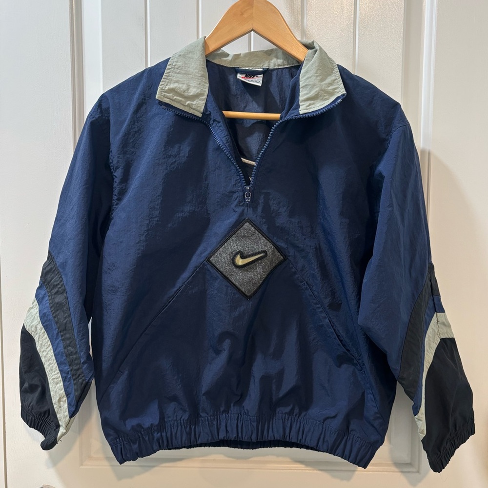 Vintage Nike Windbreaker Embroidered Swoosh Kids Size Medium 10-12